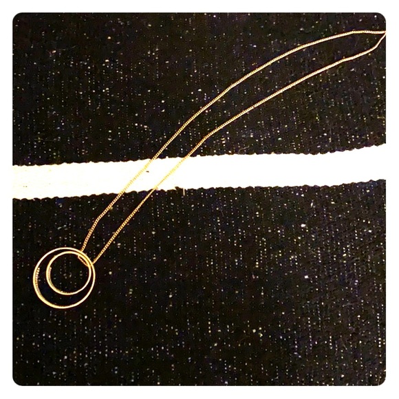 ✨ Sparkly Gold Necklace ✨ - Picture 2 of 4